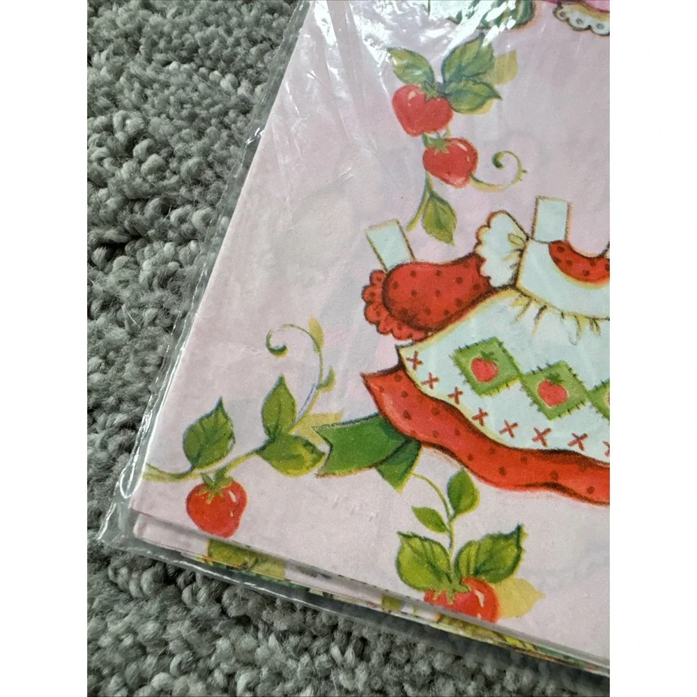 American Greetings Vintage Strawberry Shortcake Gift Wrap 2 Sheets 20 x 30 in